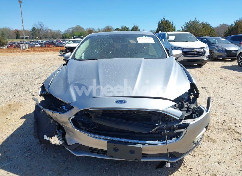 Photo 12 of 2020 Ford Fusion SE (VIN 3FA6P0HD0LR163786)