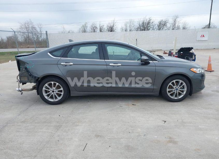 Photo 13 of 2020 Ford Fusion SE (VIN 3FA6P0HD0LR168292)