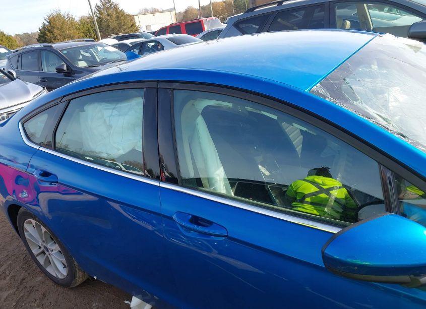 Photo 12 of 2020 Ford Fusion SE (VIN 3FA6P0HD0LR184346)