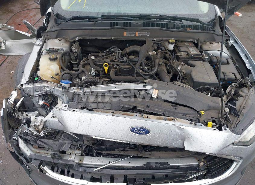 Photo 10 of 2020 Ford Fusion SE (VIN 3FA6P0HD0LR202599)