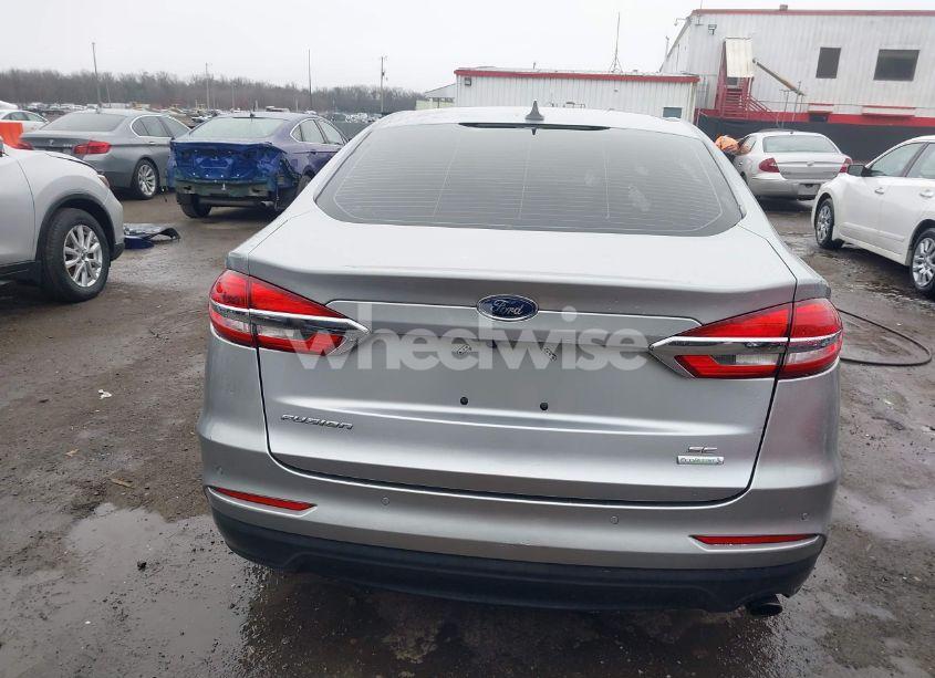 Photo 16 of 2020 Ford Fusion SE (VIN 3FA6P0HD0LR202599)