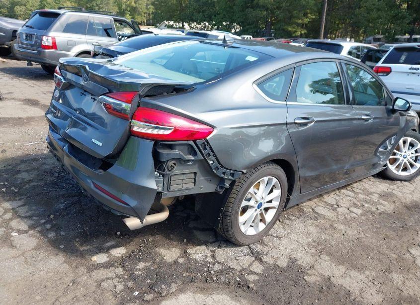Photo 4 of 2020 Ford Fusion SE (VIN 3FA6P0HD0LR222349)