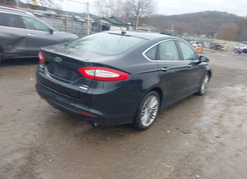 Photo 4 of 2014 Ford Fusion SE (VIN 3FA6P0HD1ER118584)