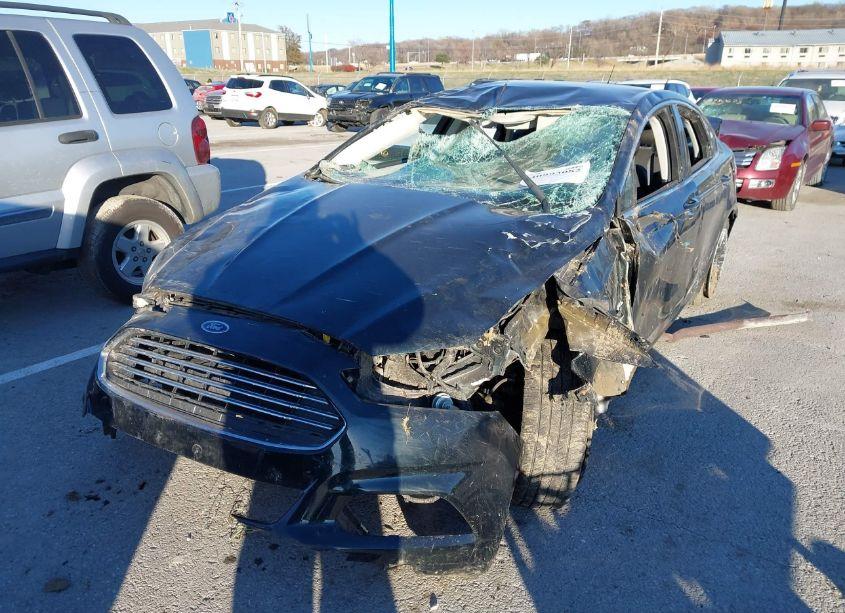 Photo 6 of 2014 Ford Fusion SE (VIN 3FA6P0HD1ER135076)