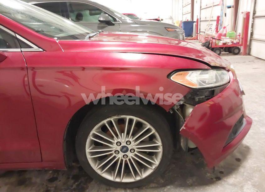 Photo 18 of 2014 Ford Fusion SE (VIN 3FA6P0HD1ER141430)