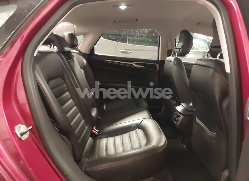 Photo 8 of 2014 Ford Fusion SE (VIN 3FA6P0HD1ER141430)