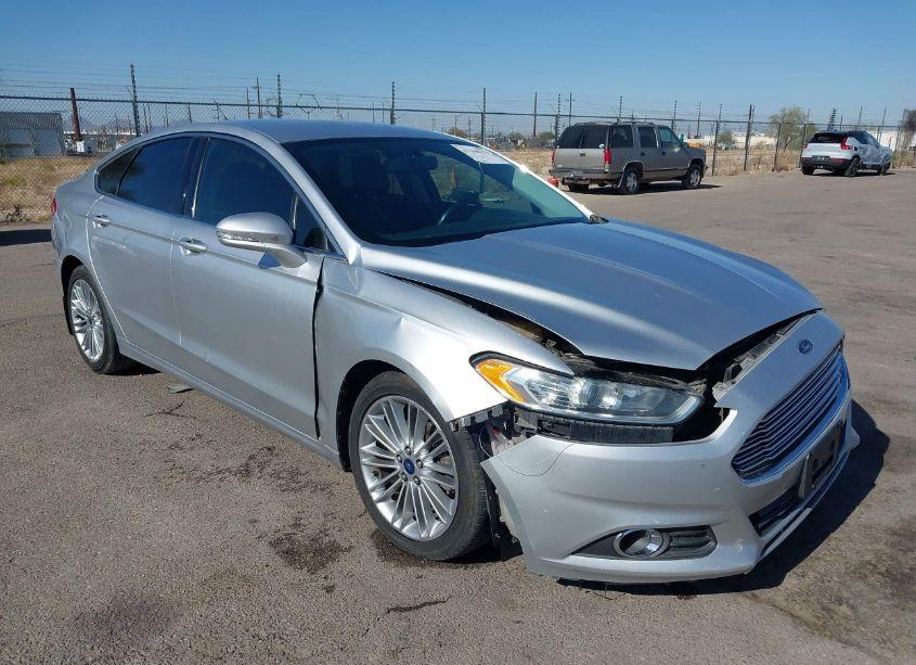2014 Ford Fusion SE (VIN 3FA6P0HD1ER177120) main photo