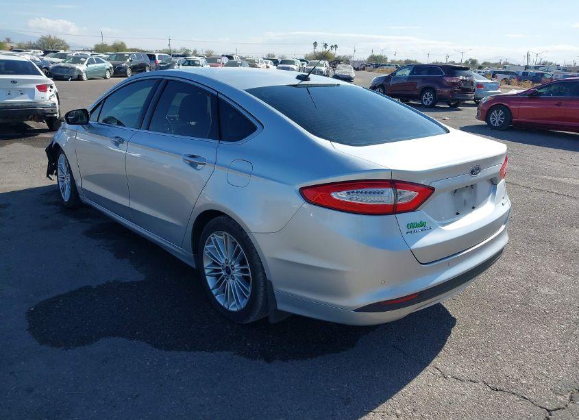 Photo 3 of 2014 Ford Fusion SE (VIN 3FA6P0HD1ER177120)