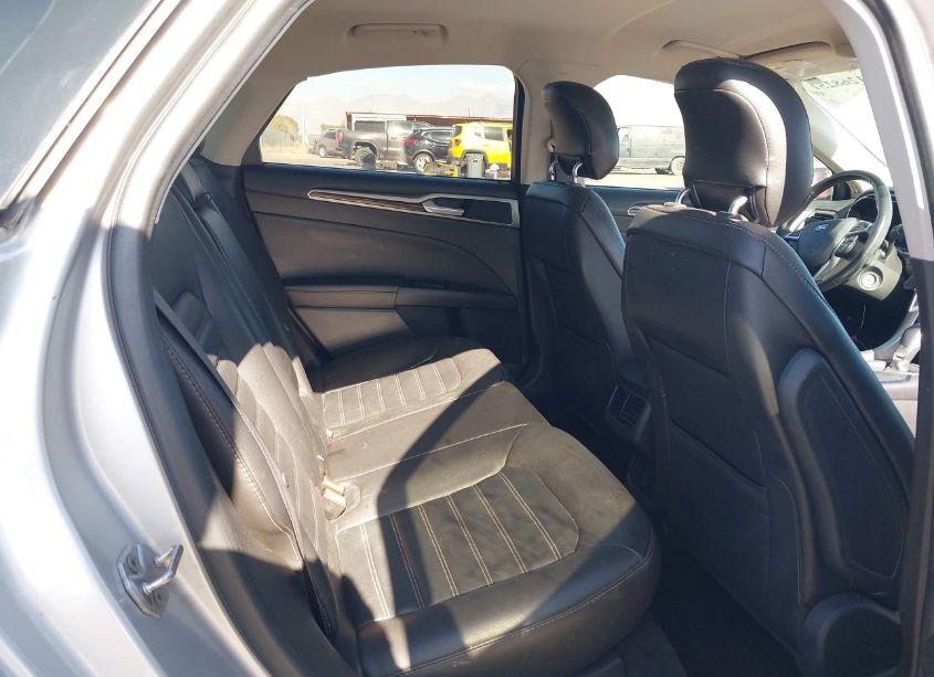 Photo 8 of 2014 Ford Fusion SE (VIN 3FA6P0HD1ER177120)