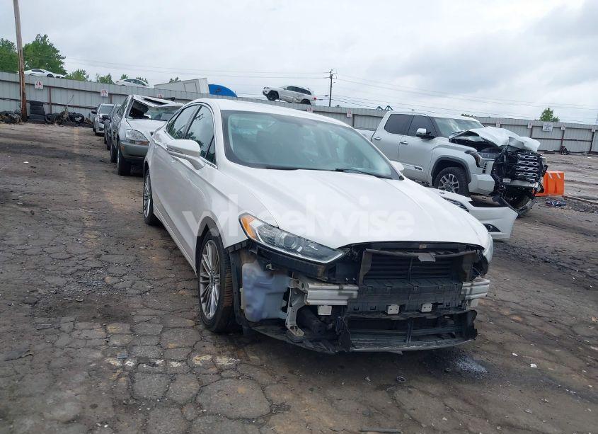 2014 Ford Fusion SE (VIN 3FA6P0HD1ER217096) main photo