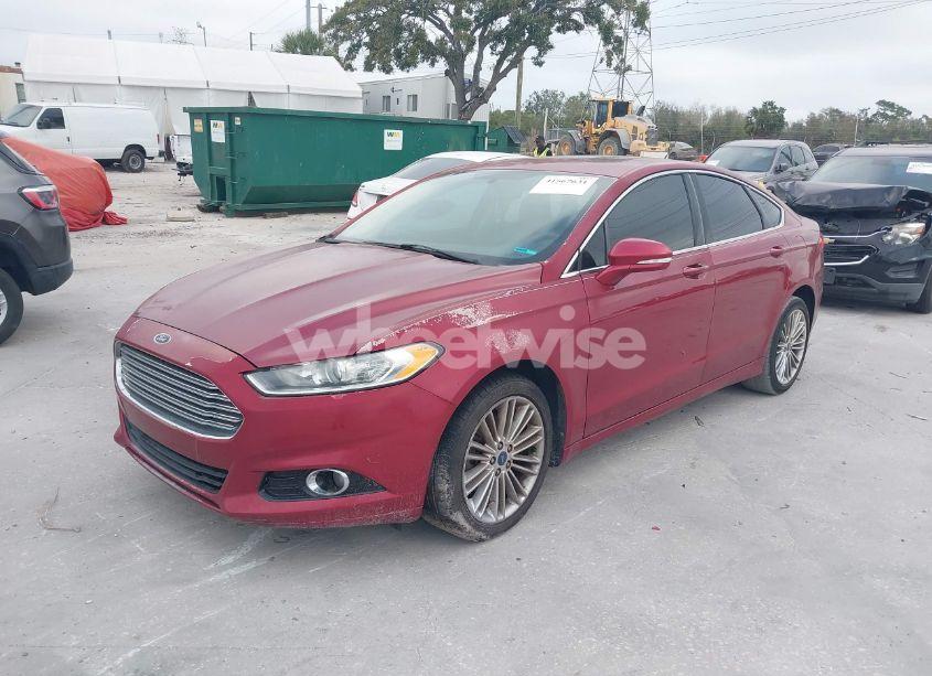 Photo 2 of 2014 Ford Fusion SE (VIN 3FA6P0HD1ER217423)