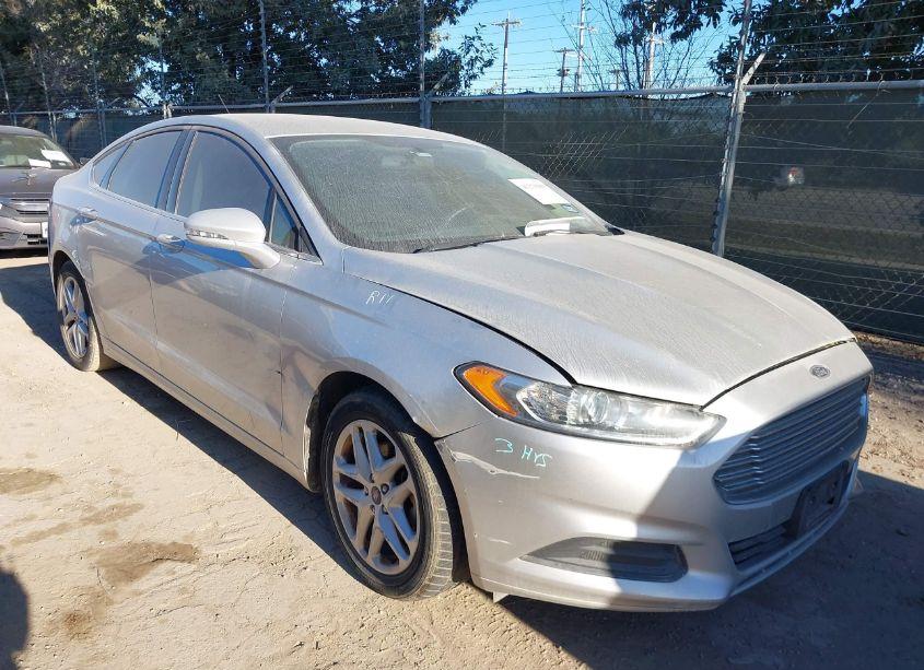 2014 Ford Fusion SE (VIN 3FA6P0HD1ER219270) main photo