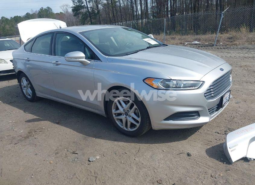 2014 Ford Fusion SE (VIN 3FA6P0HD1ER220368) main photo