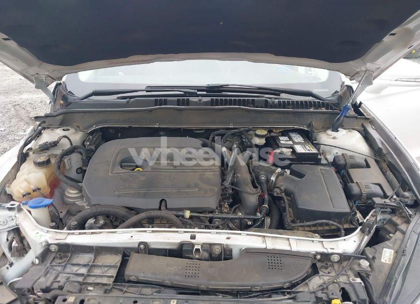 Photo 10 of 2014 Ford Fusion SE (VIN 3FA6P0HD1ER363689)