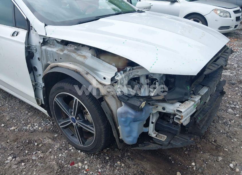 Photo 13 of 2014 Ford Fusion SE (VIN 3FA6P0HD1ER363689)