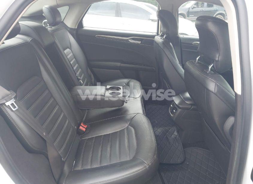 Photo 8 of 2014 Ford Fusion SE (VIN 3FA6P0HD1ER363689)