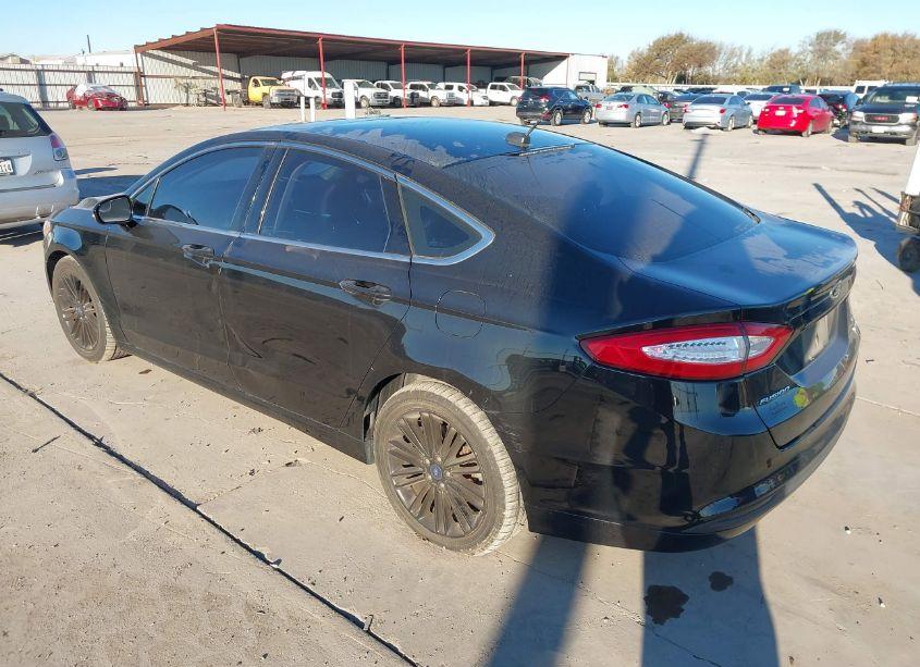 Photo 3 of 2015 Ford Fusion SE (VIN 3FA6P0HD1FR108901)