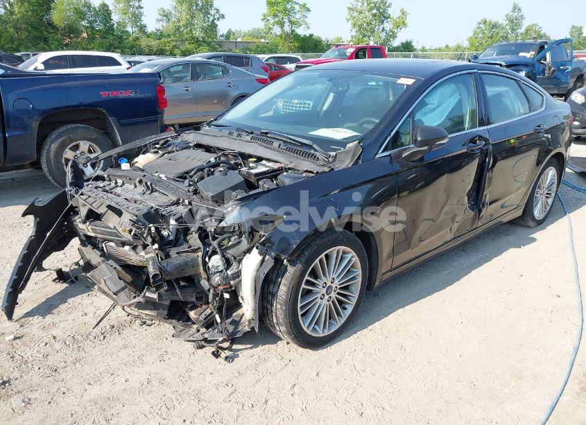 Photo 2 of 2015 Ford Fusion SE (VIN 3FA6P0HD1FR221473)