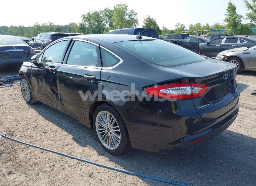 Photo 3 of 2015 Ford Fusion SE (VIN 3FA6P0HD1FR221473)