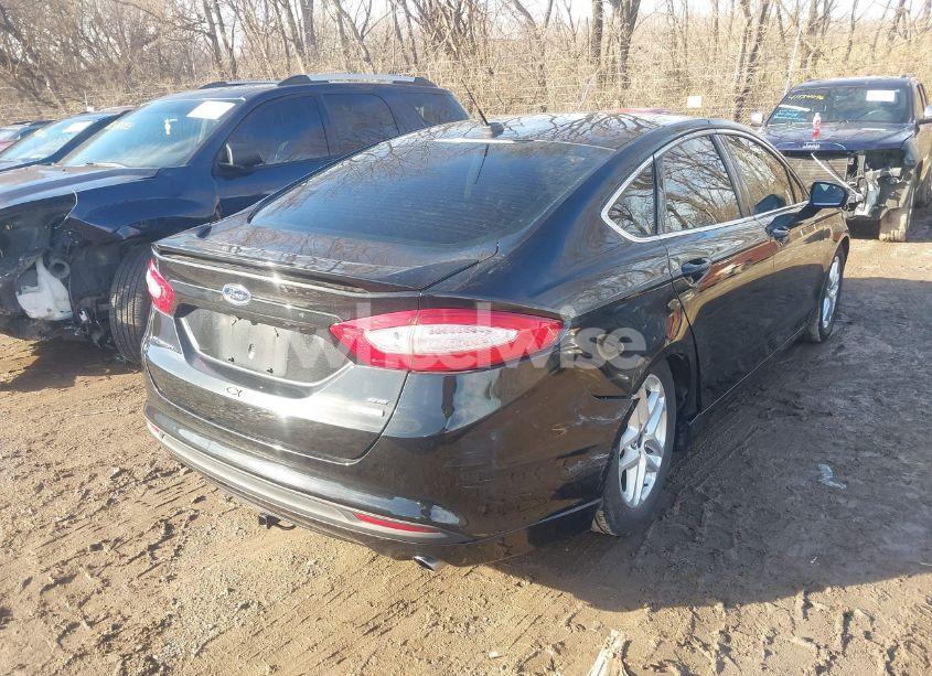 Photo 4 of 2015 Ford Fusion SE (VIN 3FA6P0HD1FR276151)