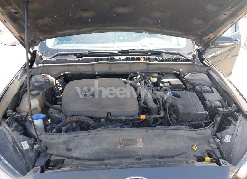 Photo 10 of 2016 Ford Fusion SE (VIN 3FA6P0HD1GR105899)