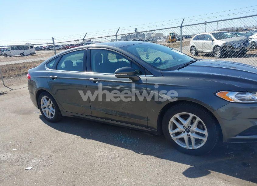 Photo 13 of 2016 Ford Fusion SE (VIN 3FA6P0HD1GR105899)