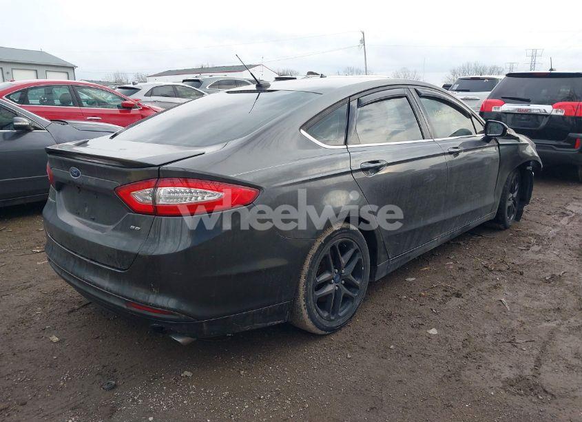 Photo 4 of 2016 Ford Fusion SE (VIN 3FA6P0HD1GR121956)