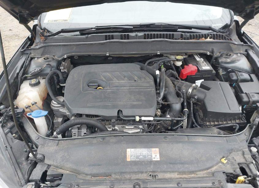 Photo 10 of 2016 Ford Fusion SE (VIN 3FA6P0HD1GR135775)