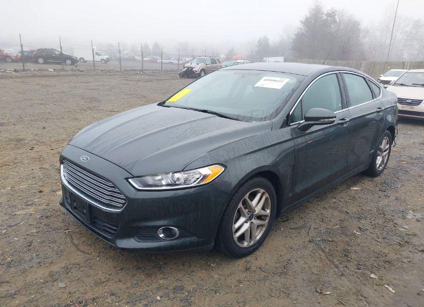 Photo 2 of 2016 Ford Fusion SE (VIN 3FA6P0HD1GR135775)