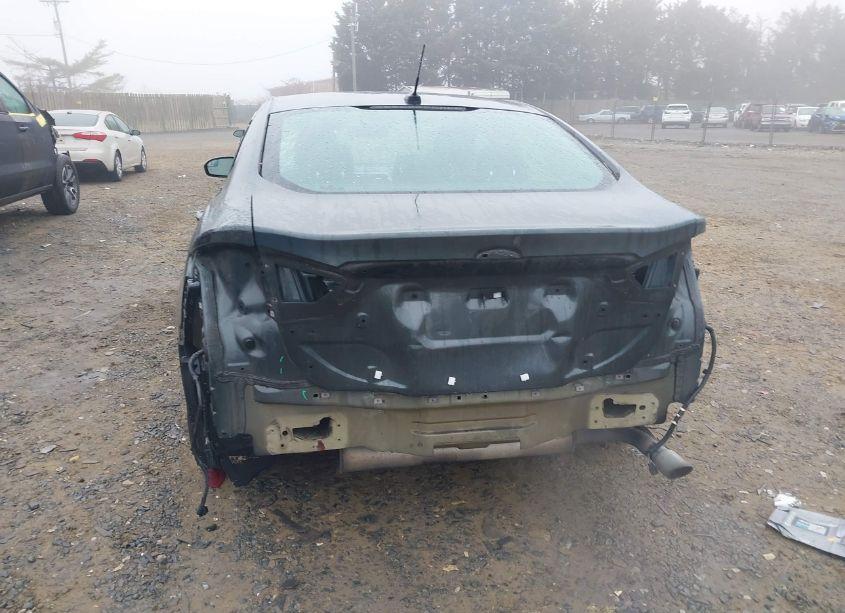 Photo 6 of 2016 Ford Fusion SE (VIN 3FA6P0HD1GR135775)