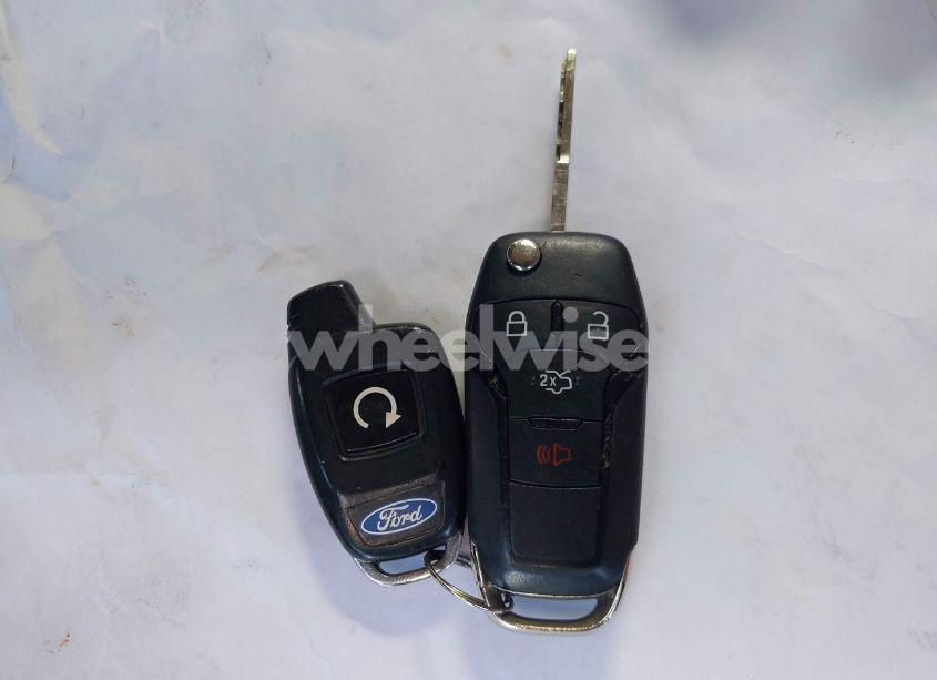 Photo 11 of 2016 Ford Fusion SE (VIN 3FA6P0HD1GR236590)