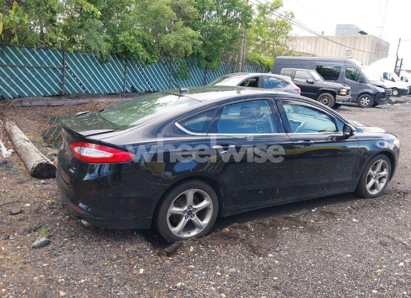 Photo 4 of 2016 Ford Fusion SE (VIN 3FA6P0HD1GR236590)