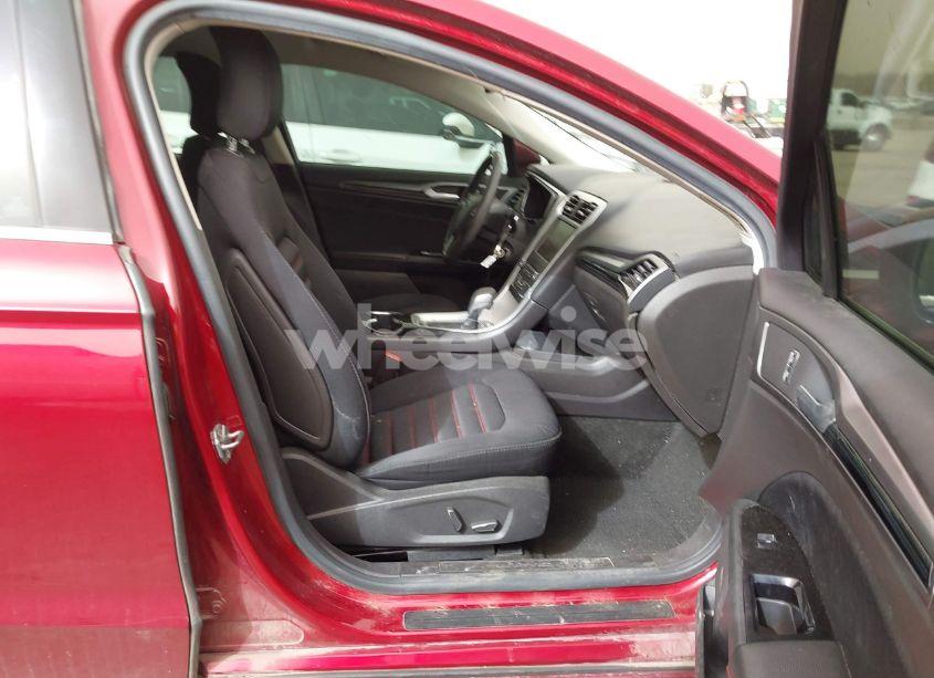 Photo 5 of 2016 Ford Fusion SE (VIN 3FA6P0HD1GR327505)