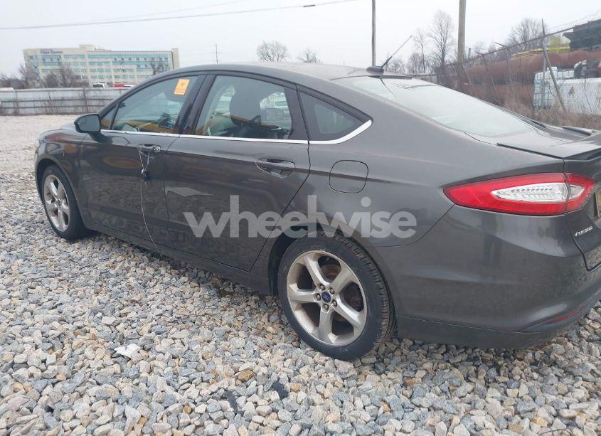 Photo 3 of 2016 Ford Fusion SE (VIN 3FA6P0HD1GR336155)