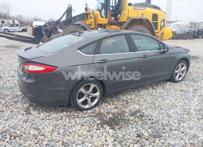 Photo 4 of 2016 Ford Fusion SE (VIN 3FA6P0HD1GR336155)