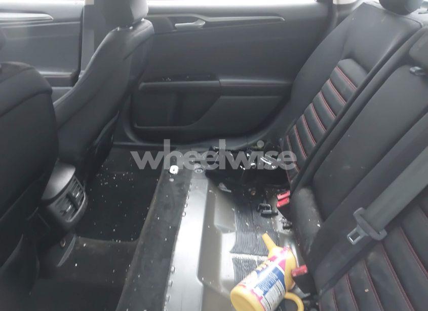 Photo 6 of 2016 Ford Fusion SE (VIN 3FA6P0HD1GR336155)