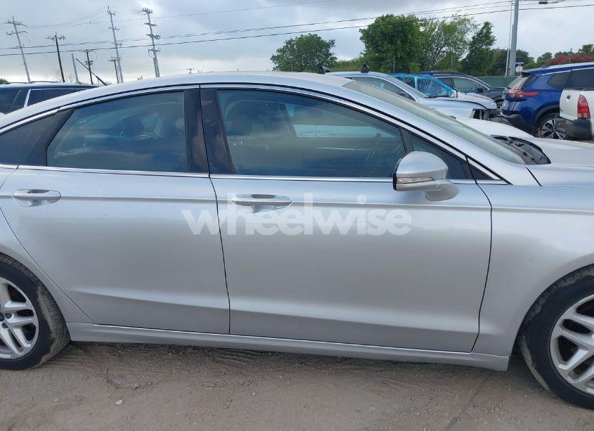 Photo 13 of 2016 Ford Fusion SE (VIN 3FA6P0HD1GR344711)