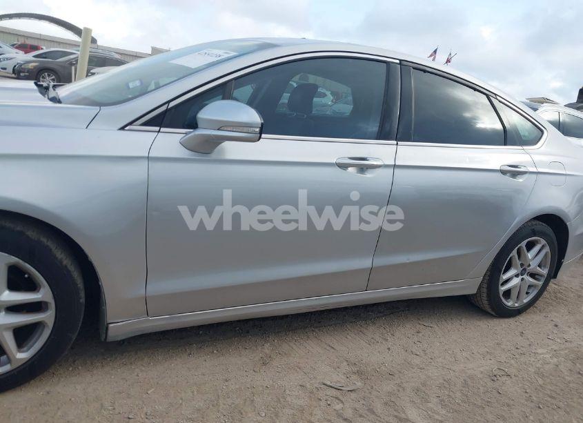 Photo 14 of 2016 Ford Fusion SE (VIN 3FA6P0HD1GR344711)