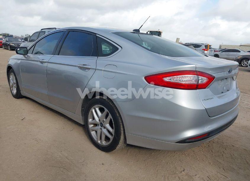 Photo 3 of 2016 Ford Fusion SE (VIN 3FA6P0HD1GR344711)