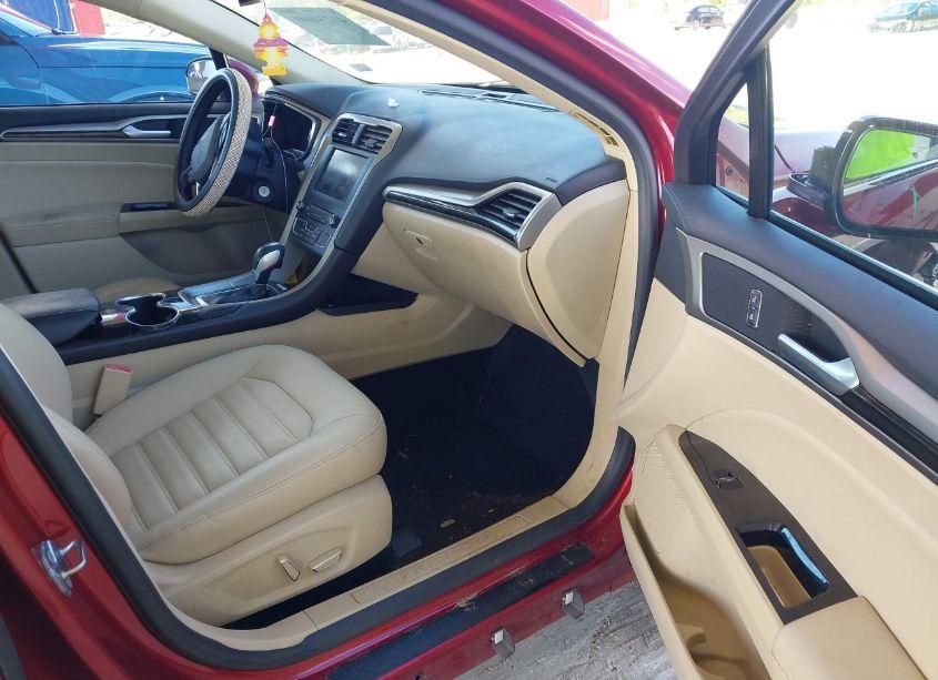 Photo 5 of 2016 Ford Fusion SE (VIN 3FA6P0HD1GR351318)