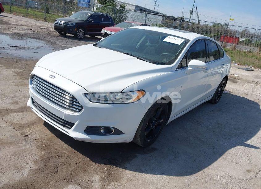Photo 2 of 2016 Ford Fusion SE (VIN 3FA6P0HD1GR367745)