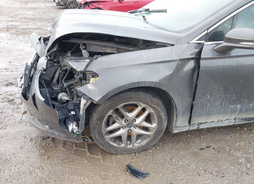 Photo 6 of 2016 Ford Fusion SE (VIN 3FA6P0HD1GR380642)