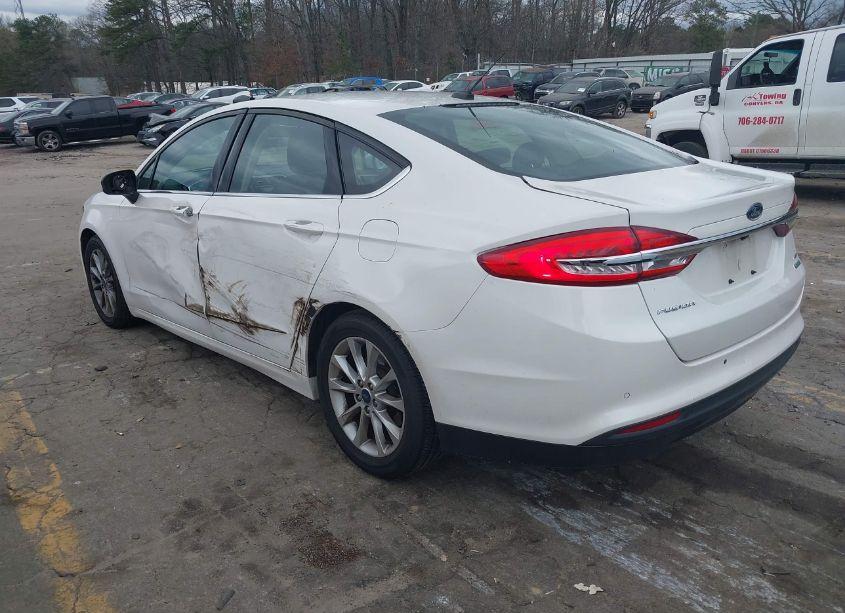 Photo 3 of 2017 Ford Fusion SE (VIN 3FA6P0HD1HR107198)