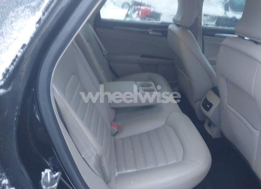 Photo 8 of 2017 Ford Fusion SE (VIN 3FA6P0HD1HR115642)