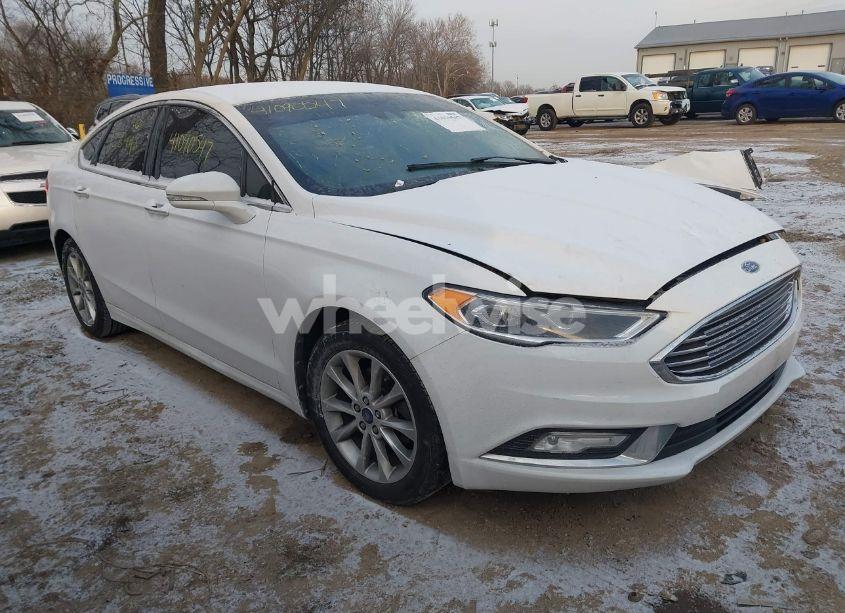 2017 Ford Fusion SE (VIN 3FA6P0HD1HR123448) main photo