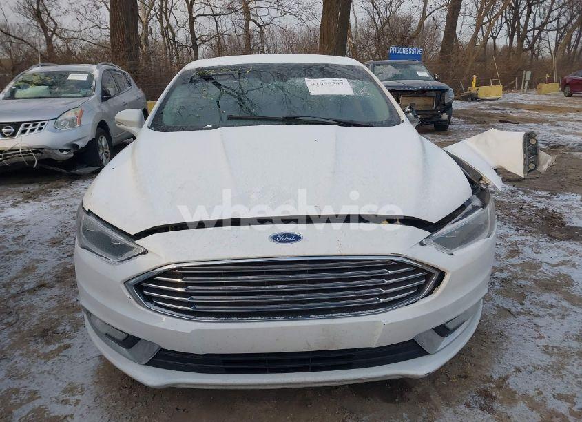 Photo 12 of 2017 Ford Fusion SE (VIN 3FA6P0HD1HR123448)