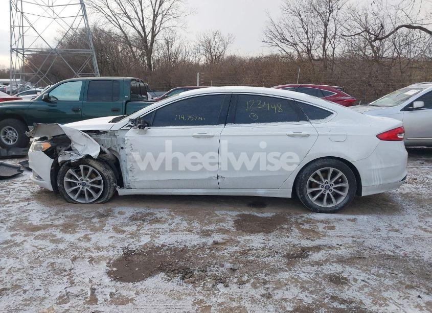 Photo 14 of 2017 Ford Fusion SE (VIN 3FA6P0HD1HR123448)