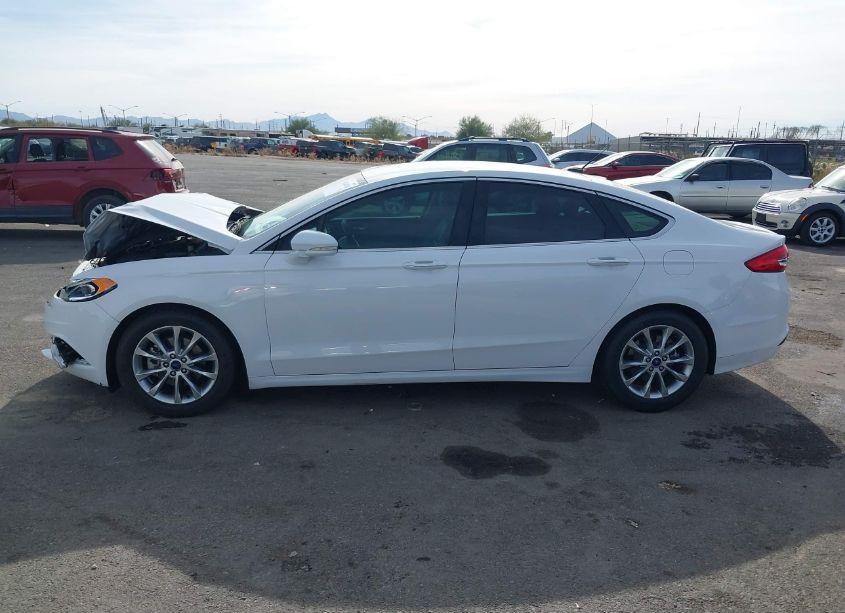 Photo 15 of 2017 Ford Fusion SE (VIN 3FA6P0HD1HR167787)