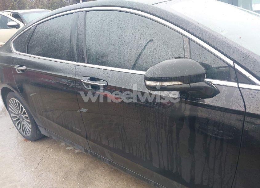 Photo 13 of 2017 Ford Fusion SE (VIN 3FA6P0HD1HR221010)