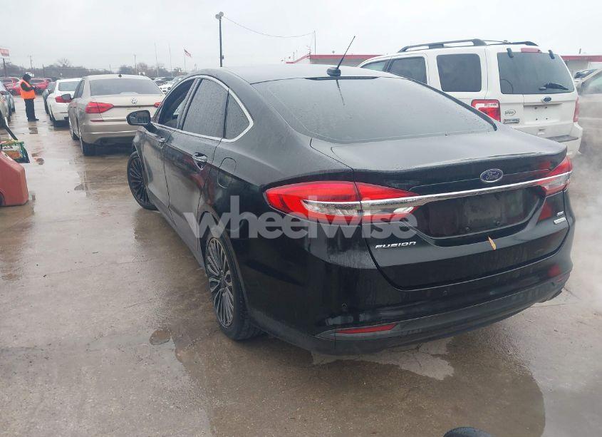 Photo 3 of 2017 Ford Fusion SE (VIN 3FA6P0HD1HR221010)